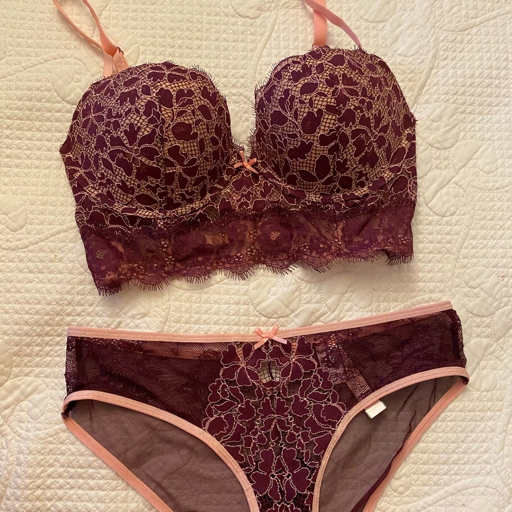 Victoria’s Secret Bra And Panty Set Gem